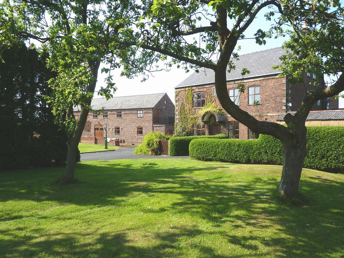 Parr Hall Farm, Eccleston Eccleston  Exterior photo